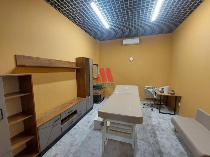 Офис Строителей улица, д.зд18а