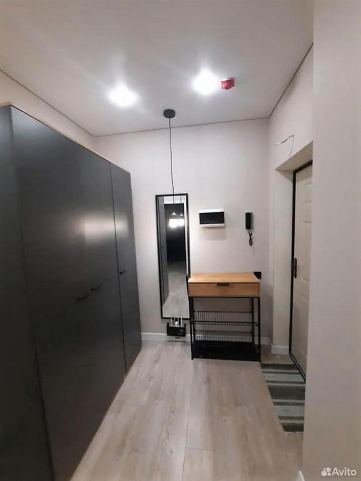 3-комн квартира Есенина улица, 9к2