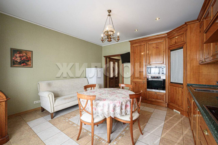 3-комн квартира Кирова улица, д.46