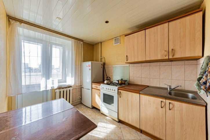 2-комн квартира Балакирева ул, 26а