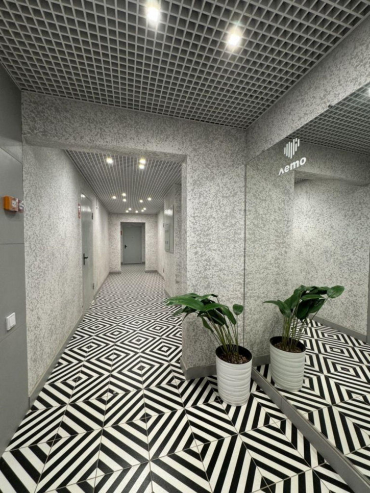 2-комн квартира Академика Семёнова ул, 17