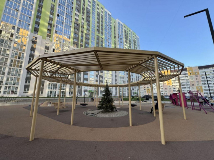 2-комн квартира Академика Семёнова ул, 17