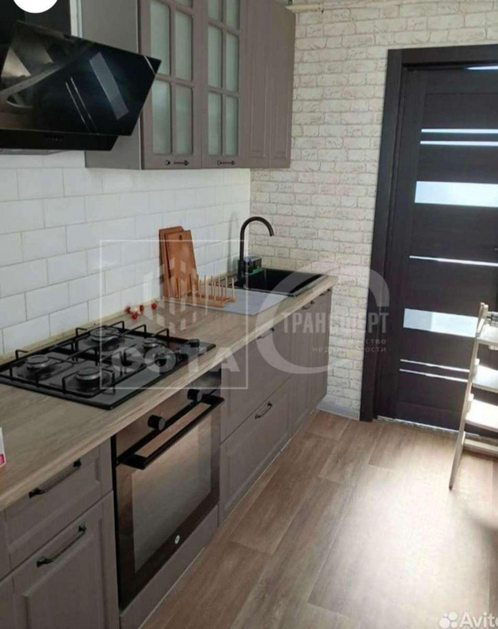 Коттедж/дом Ватутина, 17 Коттедж/дом Ватутина, 17