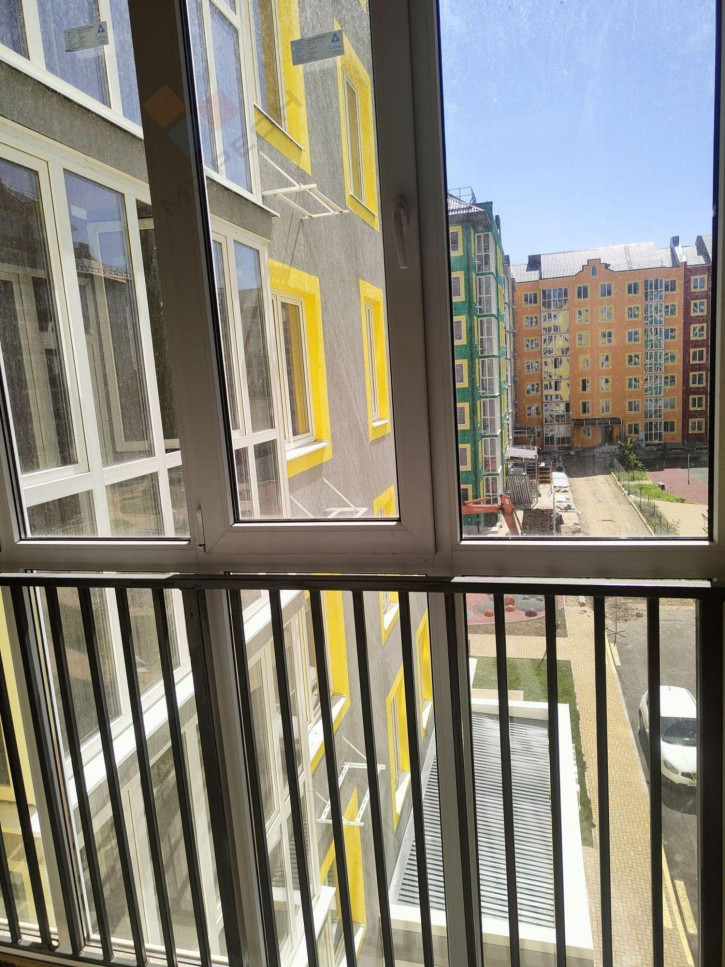 1-комн квартира Карпатская ул, 5