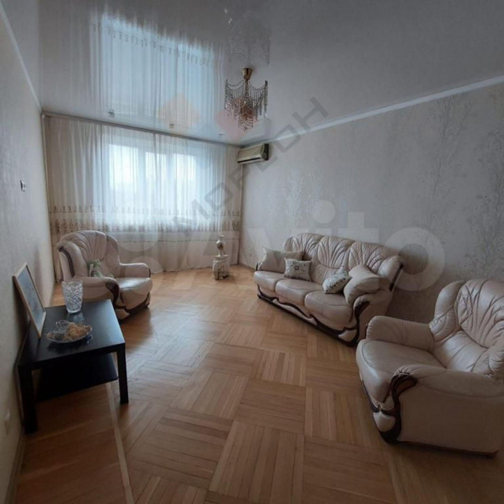 4-комн квартира 40 лет Победы ул, 93