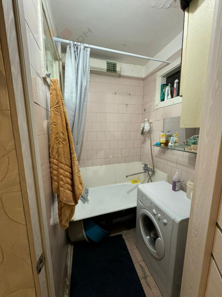 2-комн квартира Красных Партизан ул, 161/3