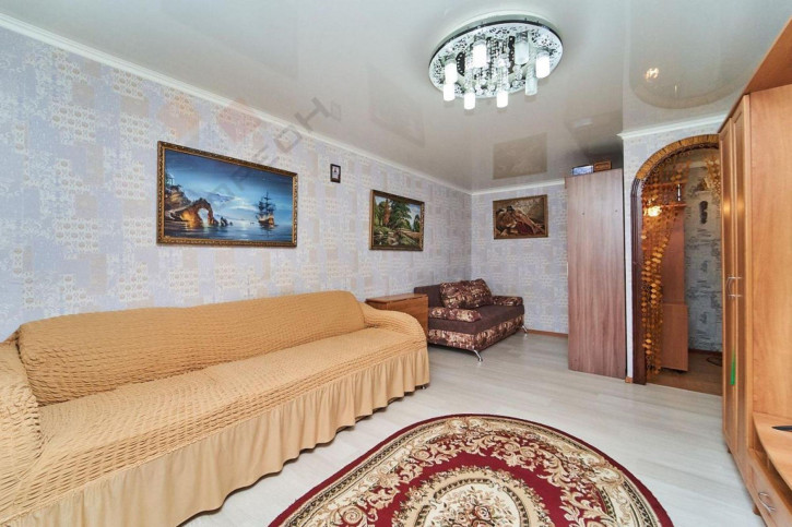 1-комн квартира Суворова ул, 3