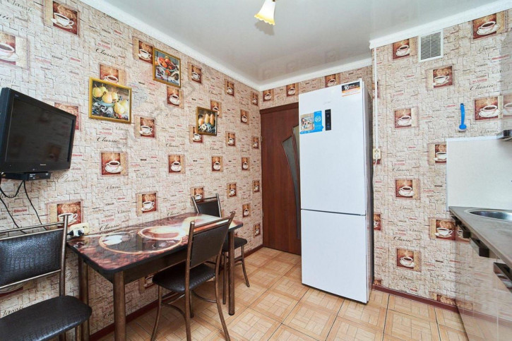 1-комн квартира Суворова ул, 3
