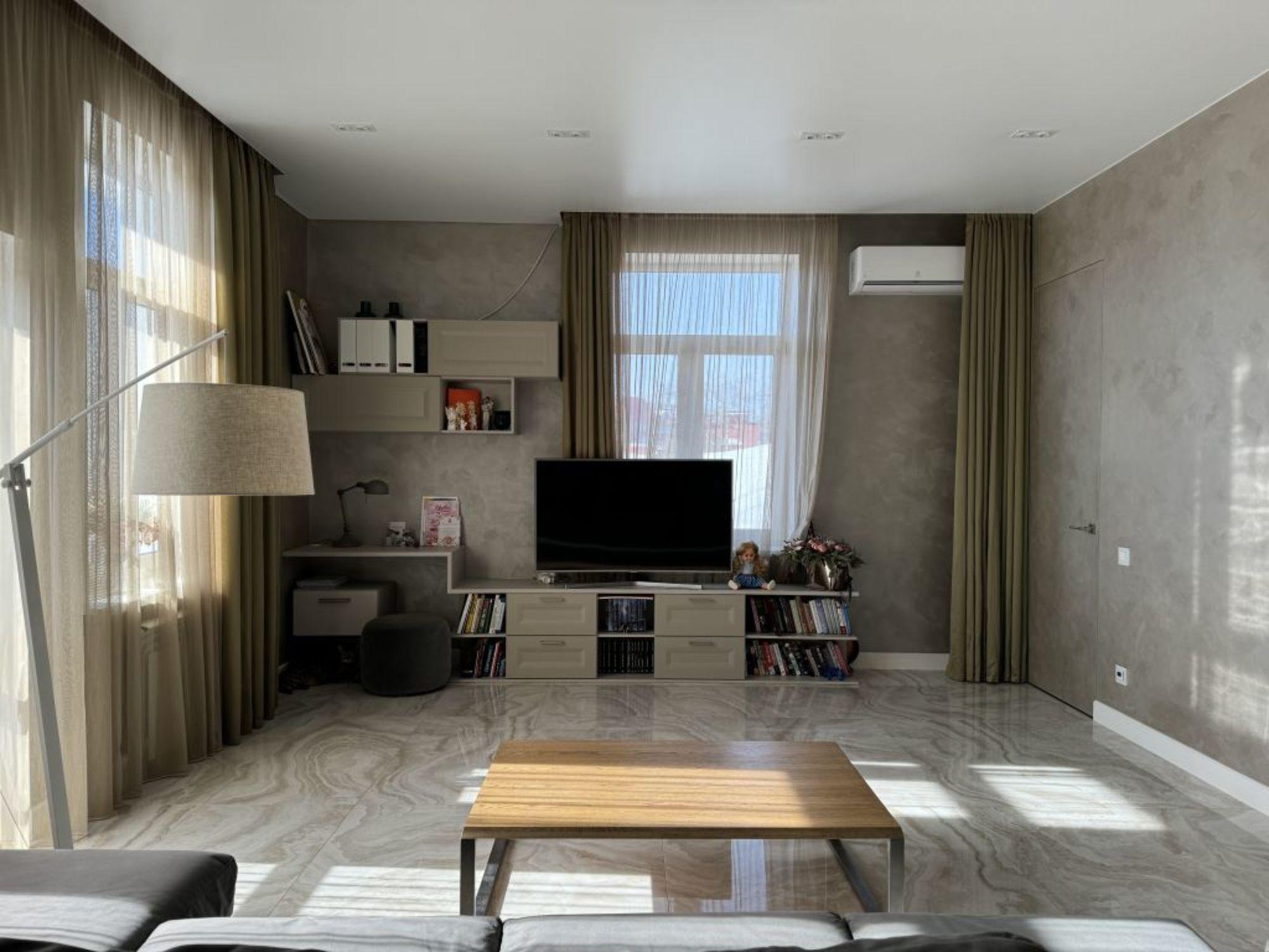 Купить квартиру за 12 990 000 рублей на Молодой Гвардии ул, 9