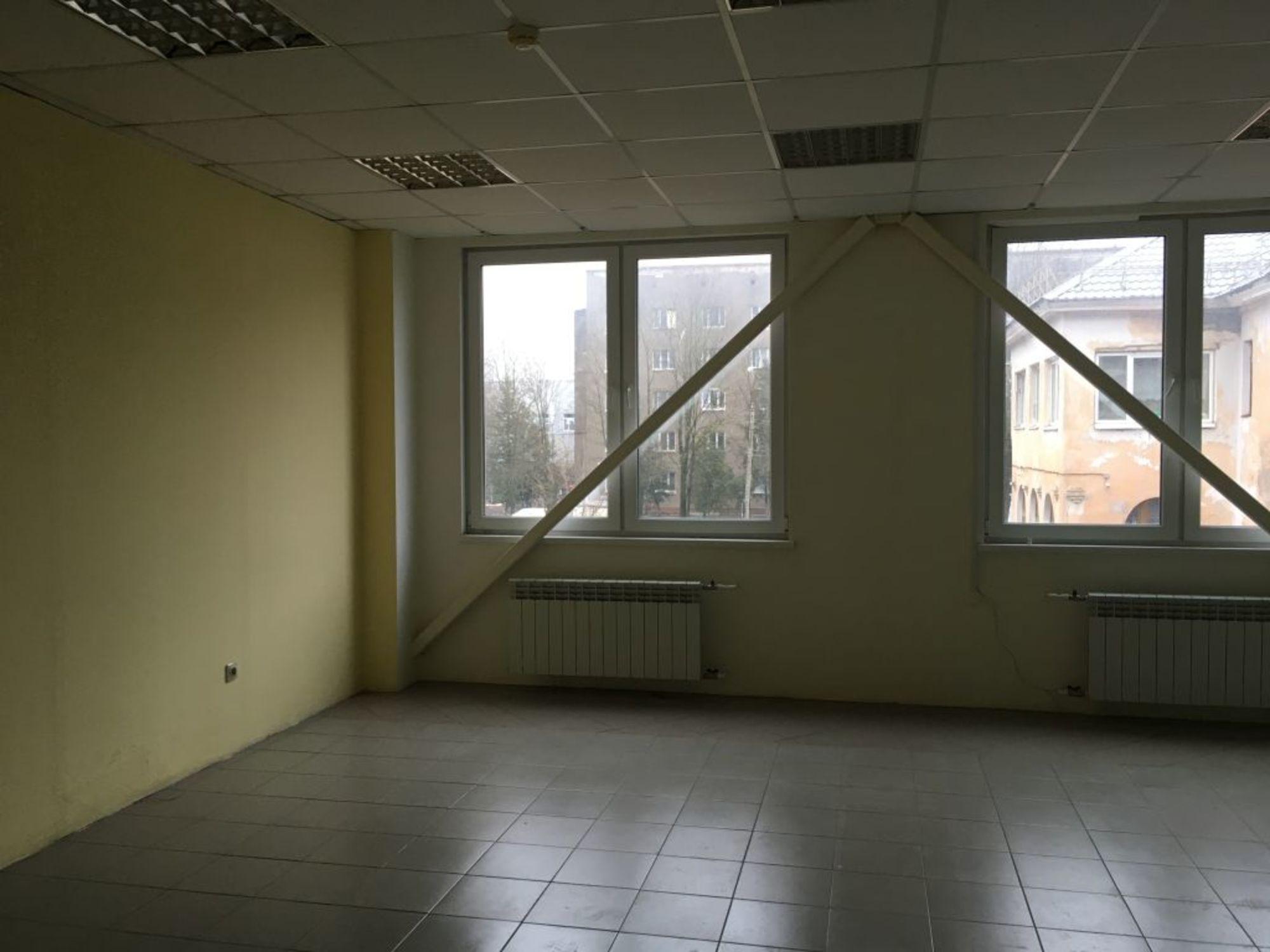 Сдать офис, помещение под офис за 33 750 рублей на Орджоникидзе ул, 3а