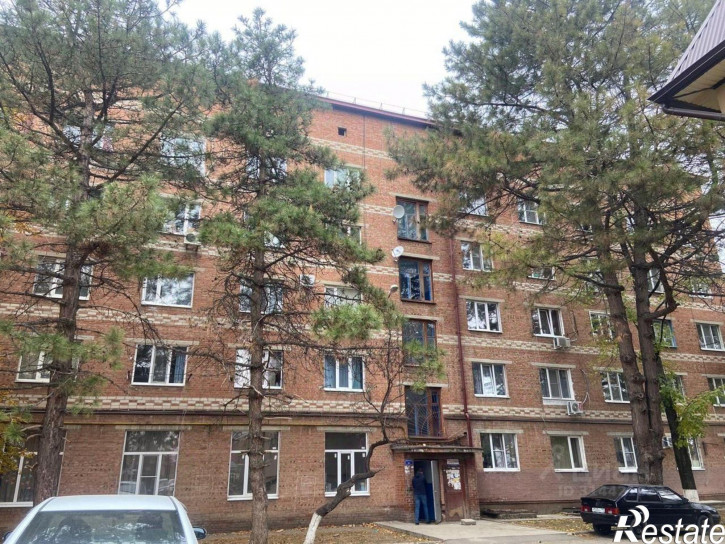 Комната улица Матвеева, 20,  д. 20
