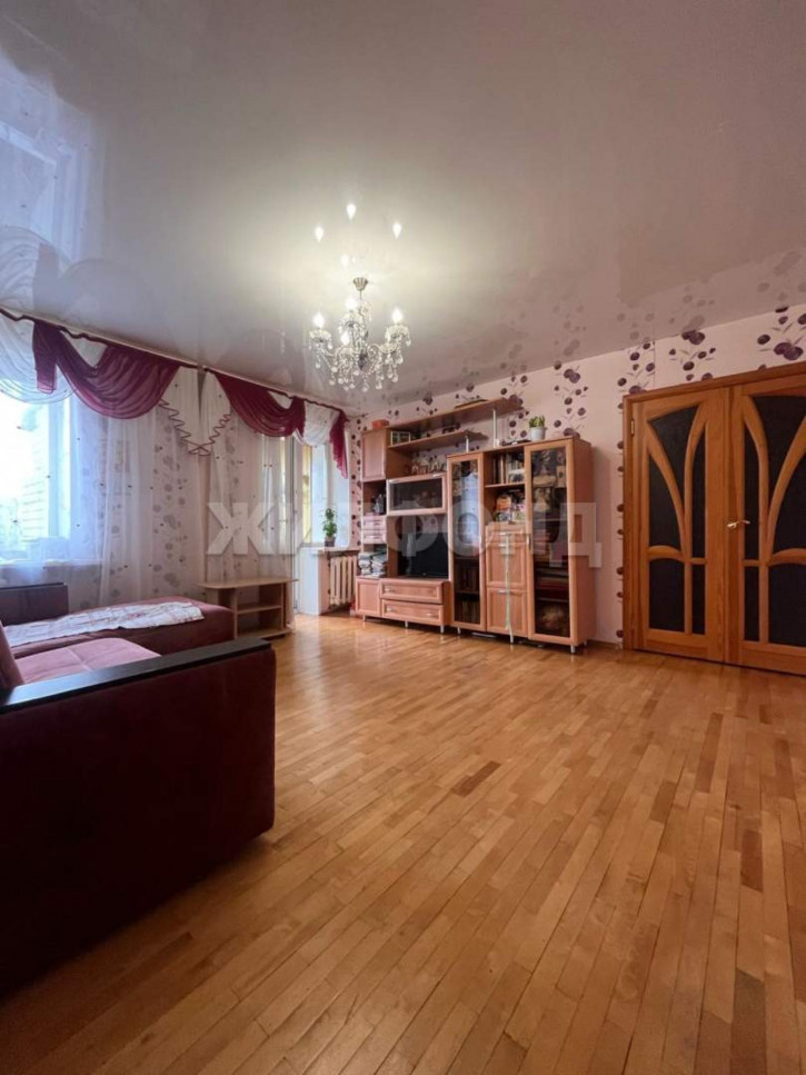 3-комн квартира Фокина улица, д.90