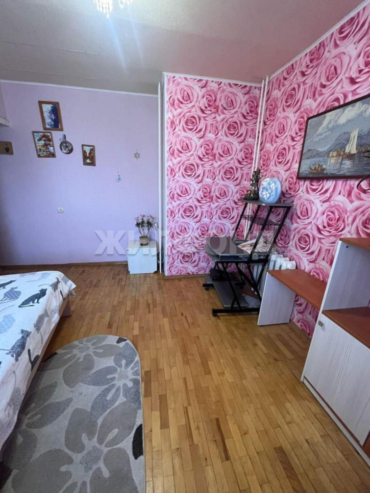 3-комн квартира Фокина улица, д.90