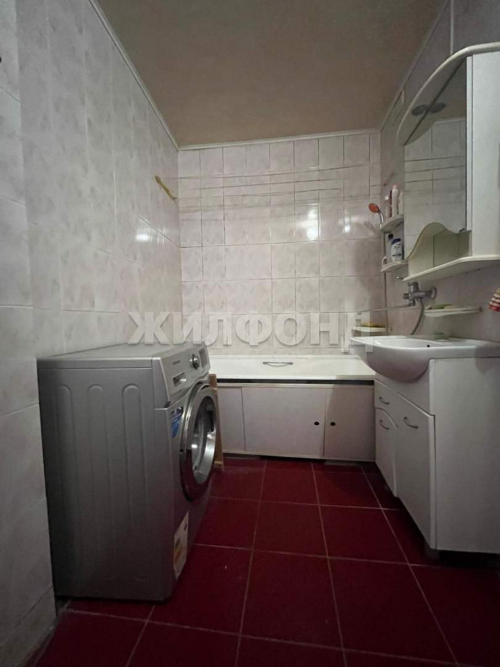 3-комн квартира Фокина улица, д.90