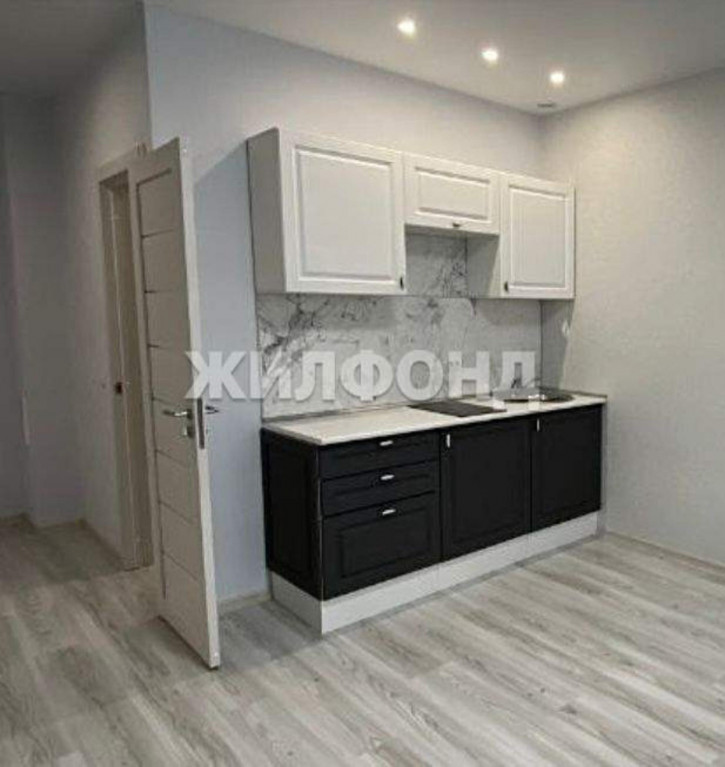 Студия Сухарная улица, д.зд107/1