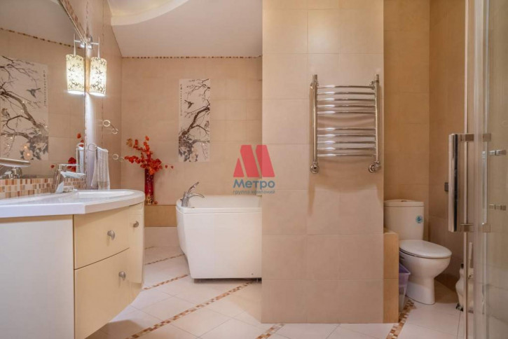 3-комн квартира Которосльная набережная, д.54