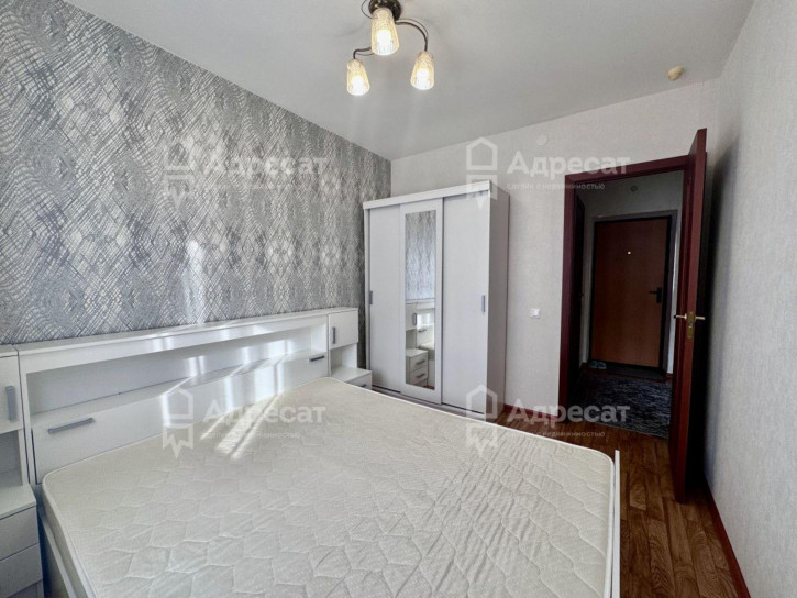 2-комн квартира ул. 64-й Армии,  д.137а