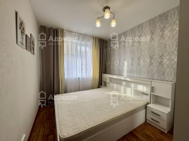 2-комн квартира ул. 64-й Армии,  д.137а
