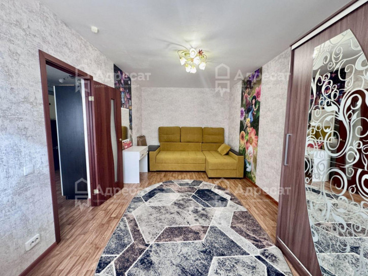 2-комн квартира ул. 64-й Армии,  д.137а