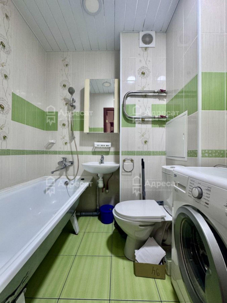 2-комн квартира ул. 64-й Армии,  д.137а