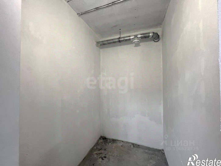 Склад Надеждинский район, посёлок Зима Южная, Центральная улица, 2