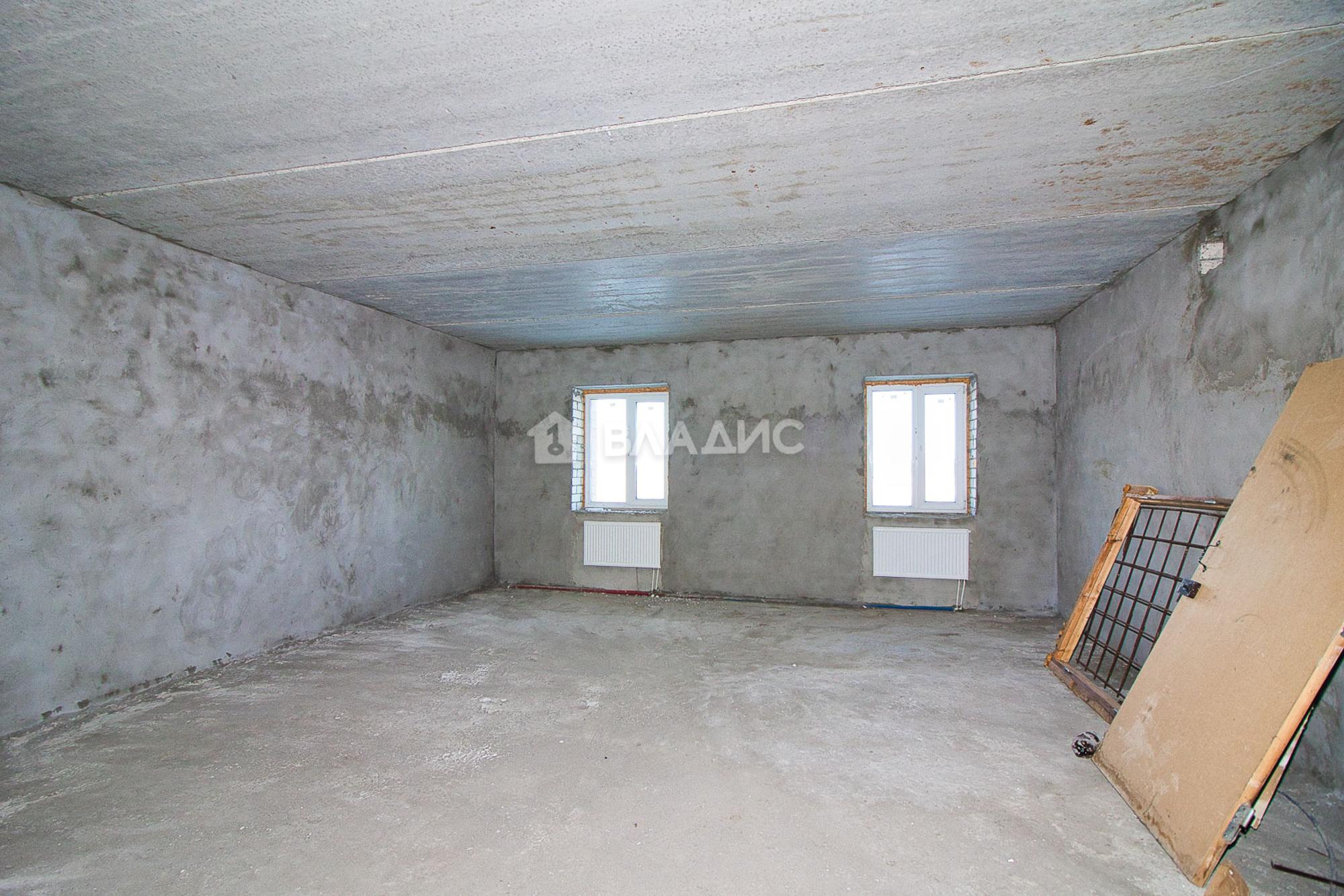 Купить офис, помещение под офис за 3 172 600 рублей на Центральная улица