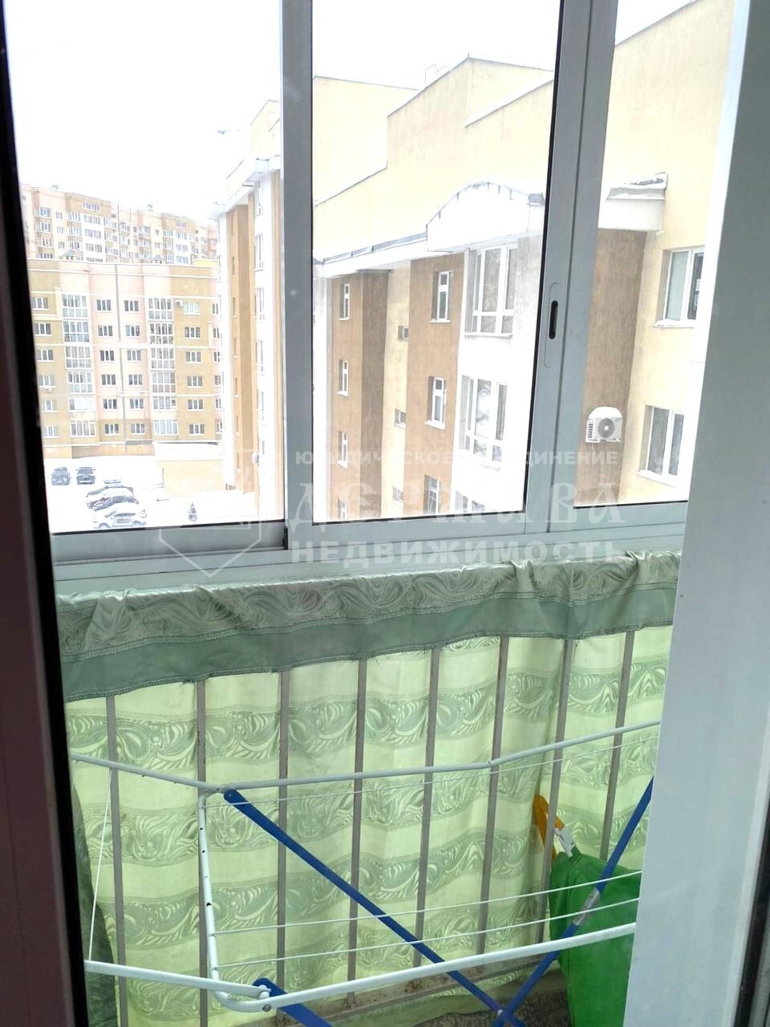 Купить квартиру за 3 970 000 рублей на проспект Шахтёров