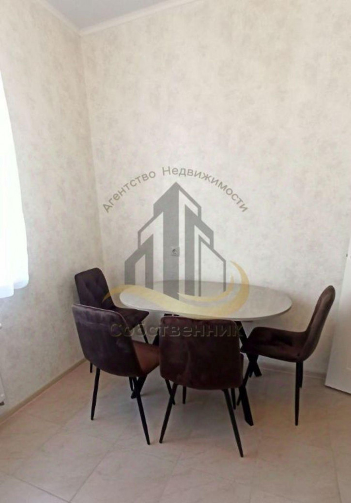 2-комн квартира Степной мкр, 33В 2-комн квартира Степной мкр, 33В