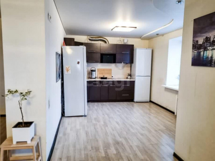 2-комн квартира улица Чехова, 36