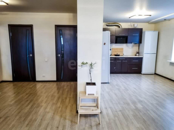 2-комн квартира улица Чехова, 36