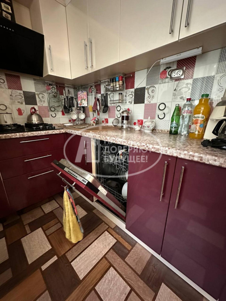 Квартира улица Декабристов, 3/2