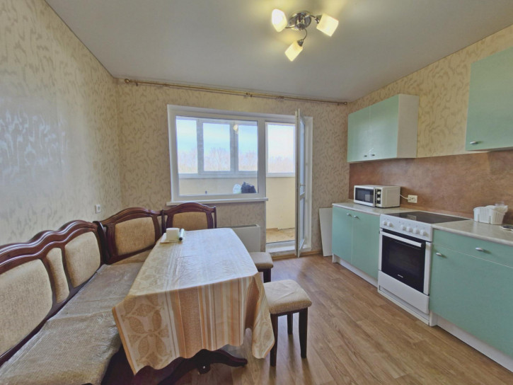 3-комн квартира Московский проспект, 142/1