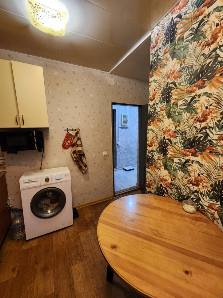2-комн квартира улица Горького, 63/1