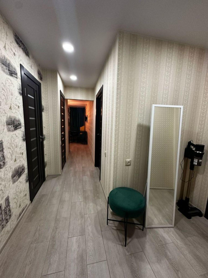 1-комн квартира Венеция мкр, 28 1-комн квартира Венеция мкр, 28