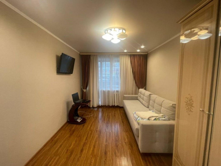 2-комн квартира Магистральная ул, 51