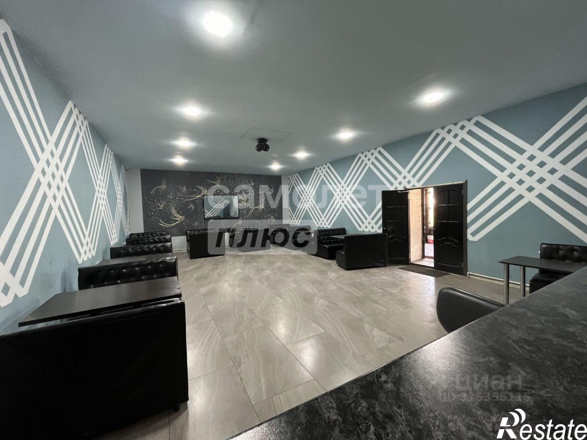 Купить ОСЗ, отдельно стоящее здание за 15 000 200 рублей на Торговая пл, 13