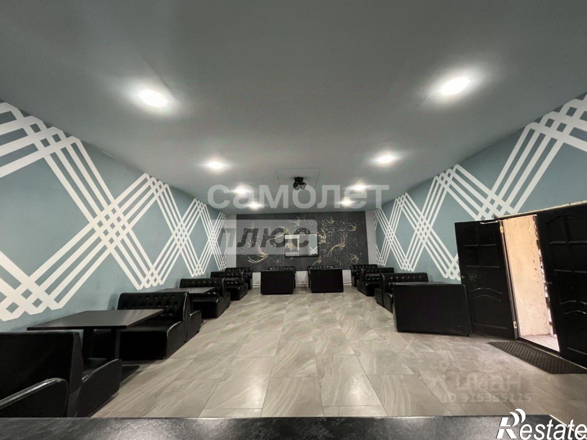 Купить ОСЗ, отдельно стоящее здание за 15 000 200 рублей на Торговая пл, 13