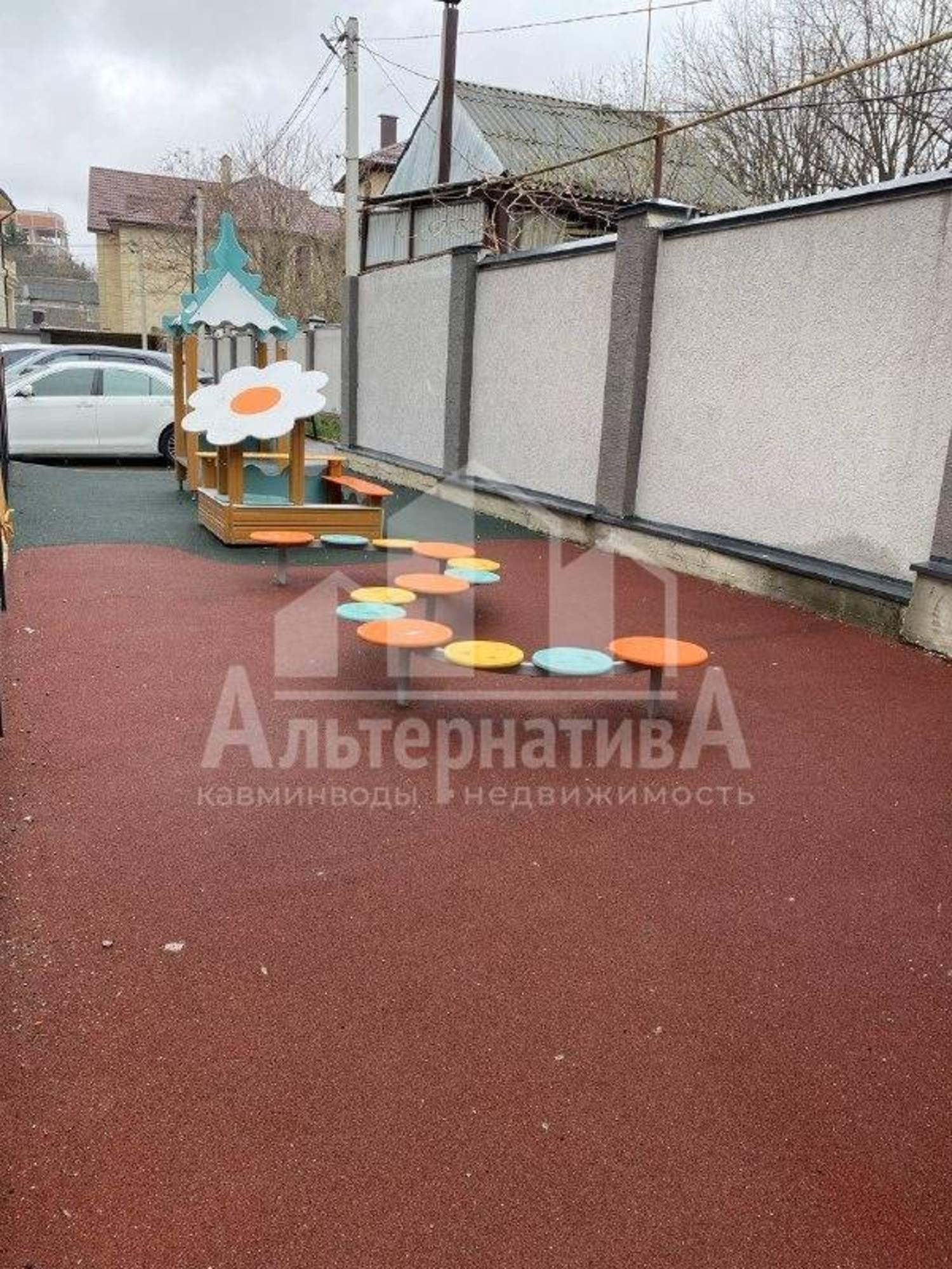Купить квартиру за 10 857 600 рублей на Орджоникидзе ул.
