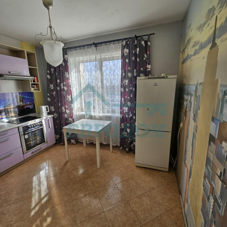 2-комн квартира ул. Высоцкого,36/1