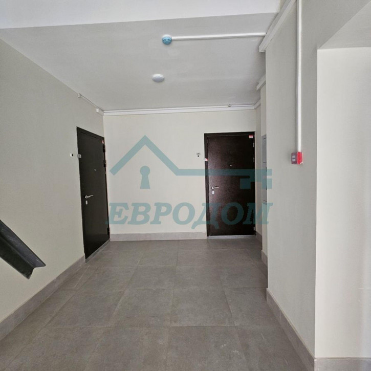 2-комн квартира 6 микрорайон,55