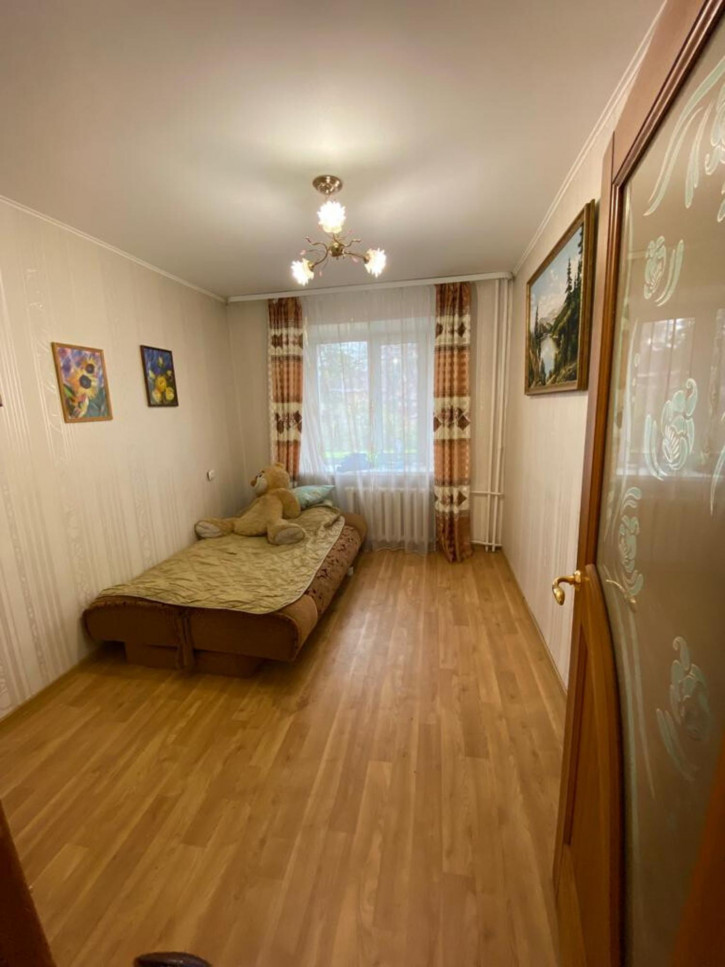 4-комн квартира Кольцова, 50