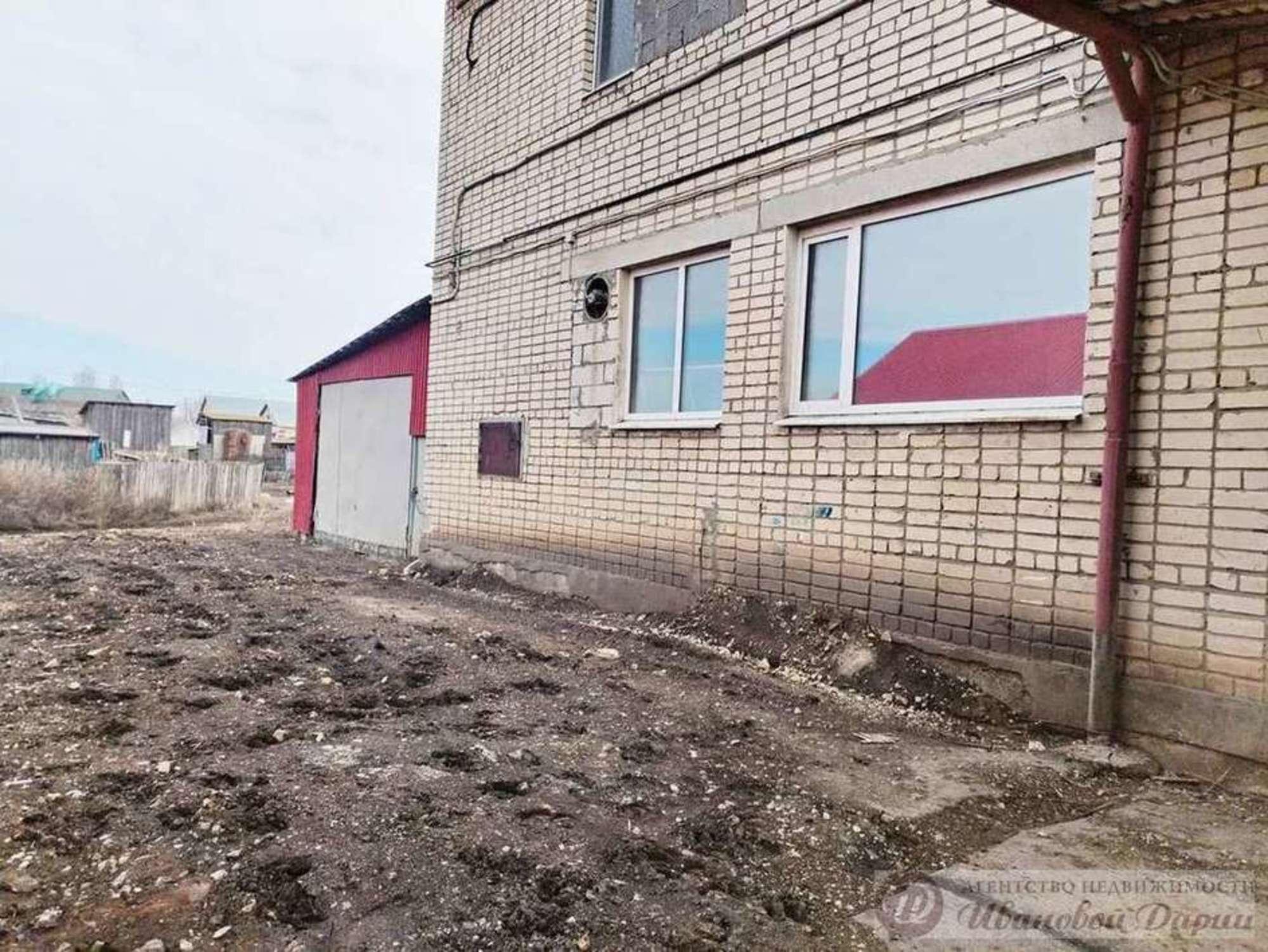 Купить дачу, дом, коттедж за 3 900 000 рублей на Южная улица, 1
