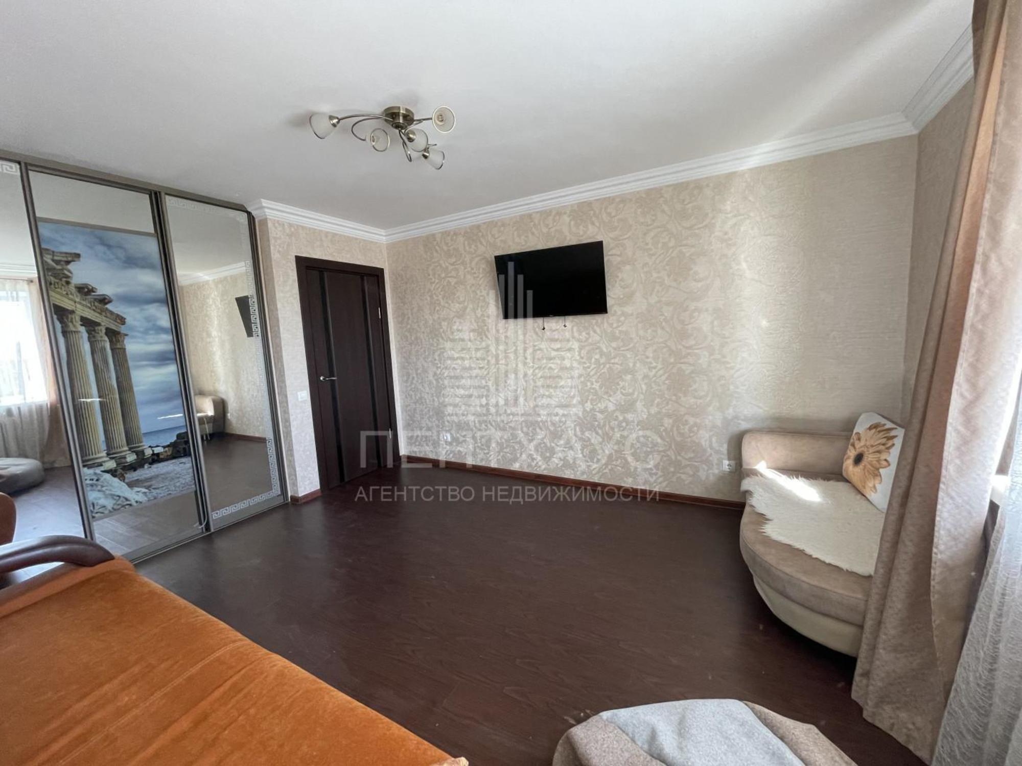 Сдать квартиру за 32 000 рублей на улица Сурикова, 10А