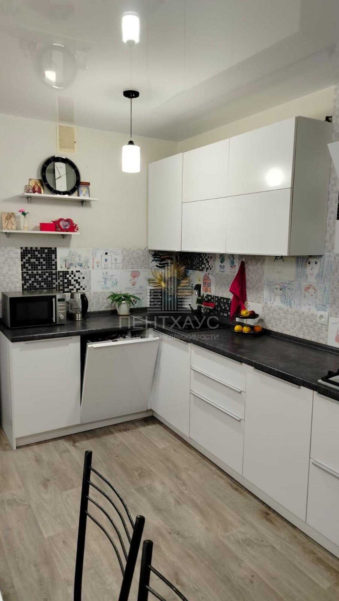 Купить квартиру за 10 500 000 рублей на Нижняя Дуброва ул., 50, к 2, 50