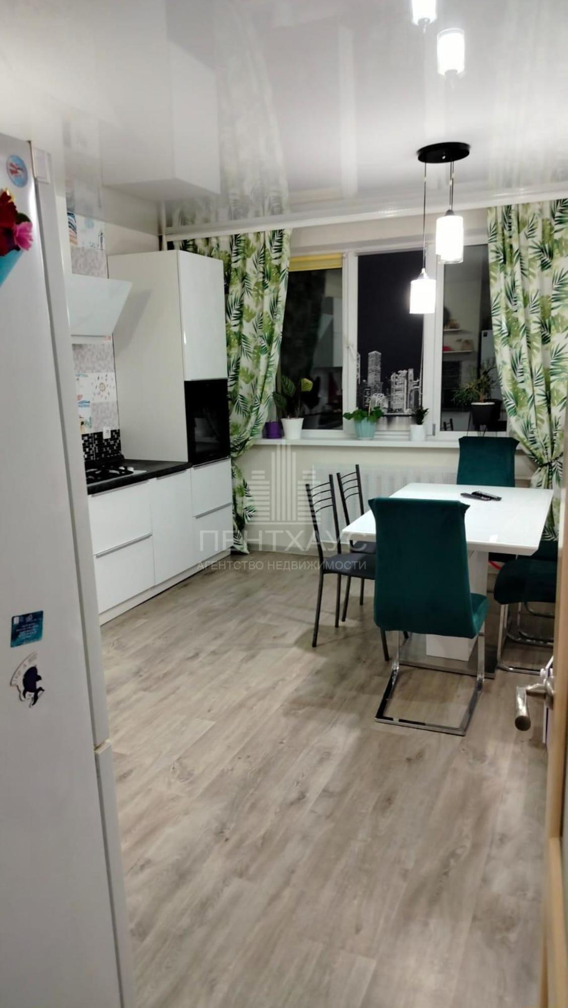 Купить квартиру за 10 500 000 рублей на Нижняя Дуброва ул., 50, к 2, 50