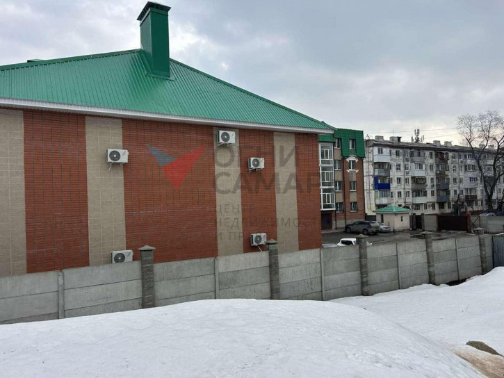 Коттедж/дом Карбышева улица, 21 Коттедж/дом Карбышева улица, 21