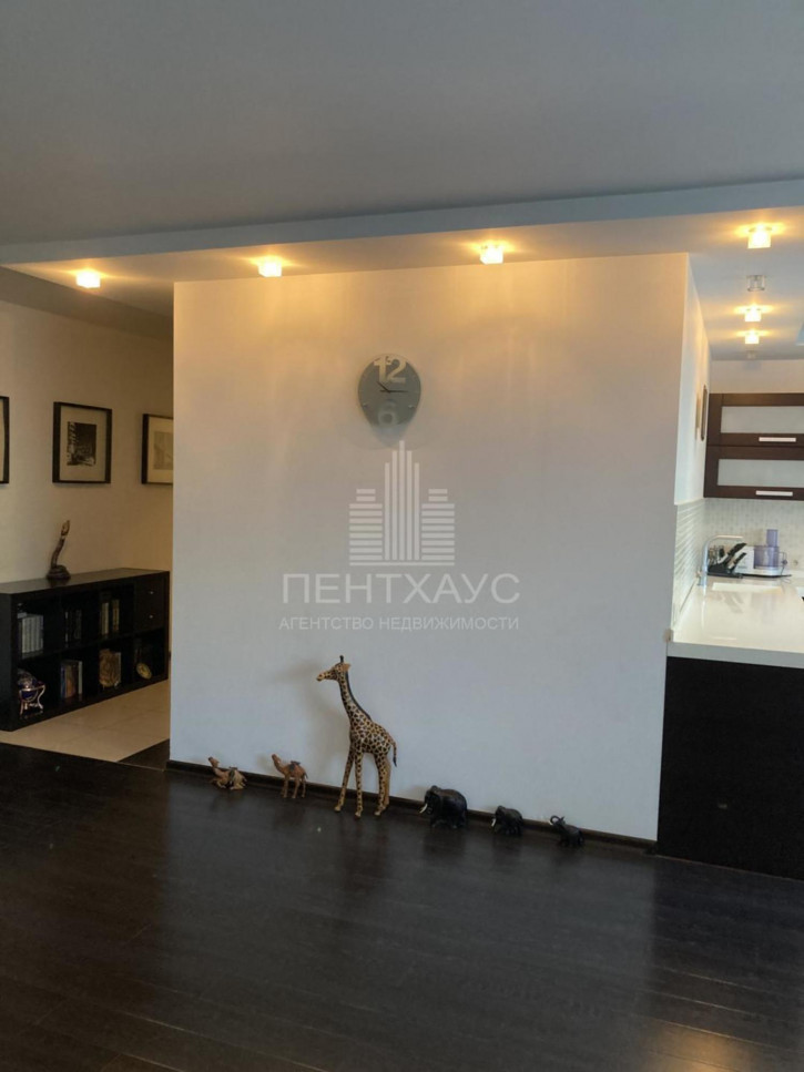 2-комн квартира проспект Строителей, 42Г