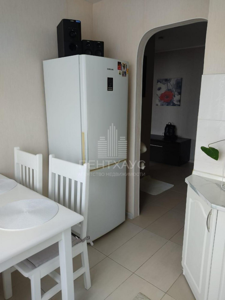 2-комн квартира улица Лакина, 141В