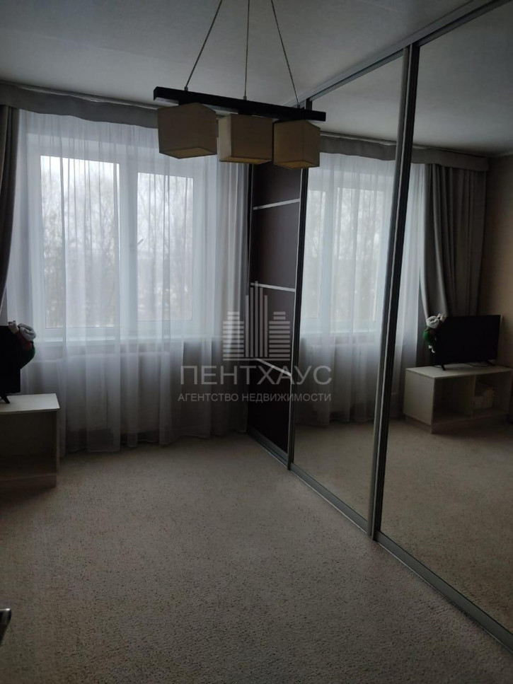 2-комн квартира улица Лакина, 141В