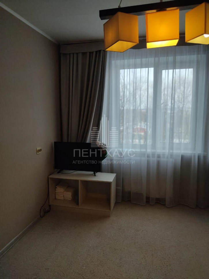 2-комн квартира улица Лакина, 141В